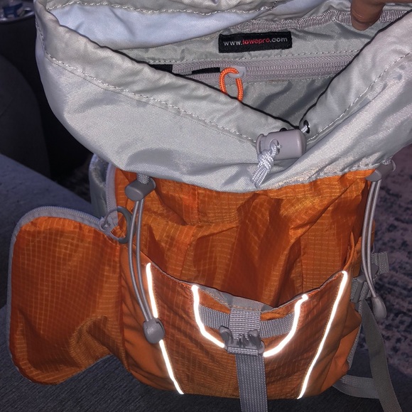 Great Travel/Hiking Bag for the Casual Photographer - Picture 6 of 13